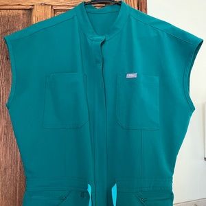 FIGS HUNTER GREEN JUMPSUIT SIZE MEDIUM